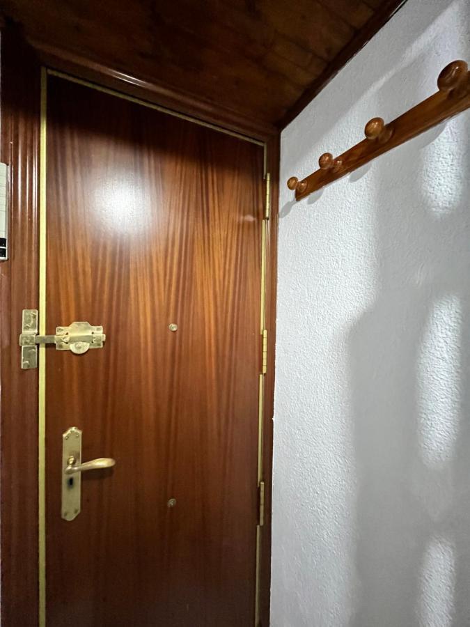 Апартаменты Bugo Luis Apartament Барселона Экстерьер фото